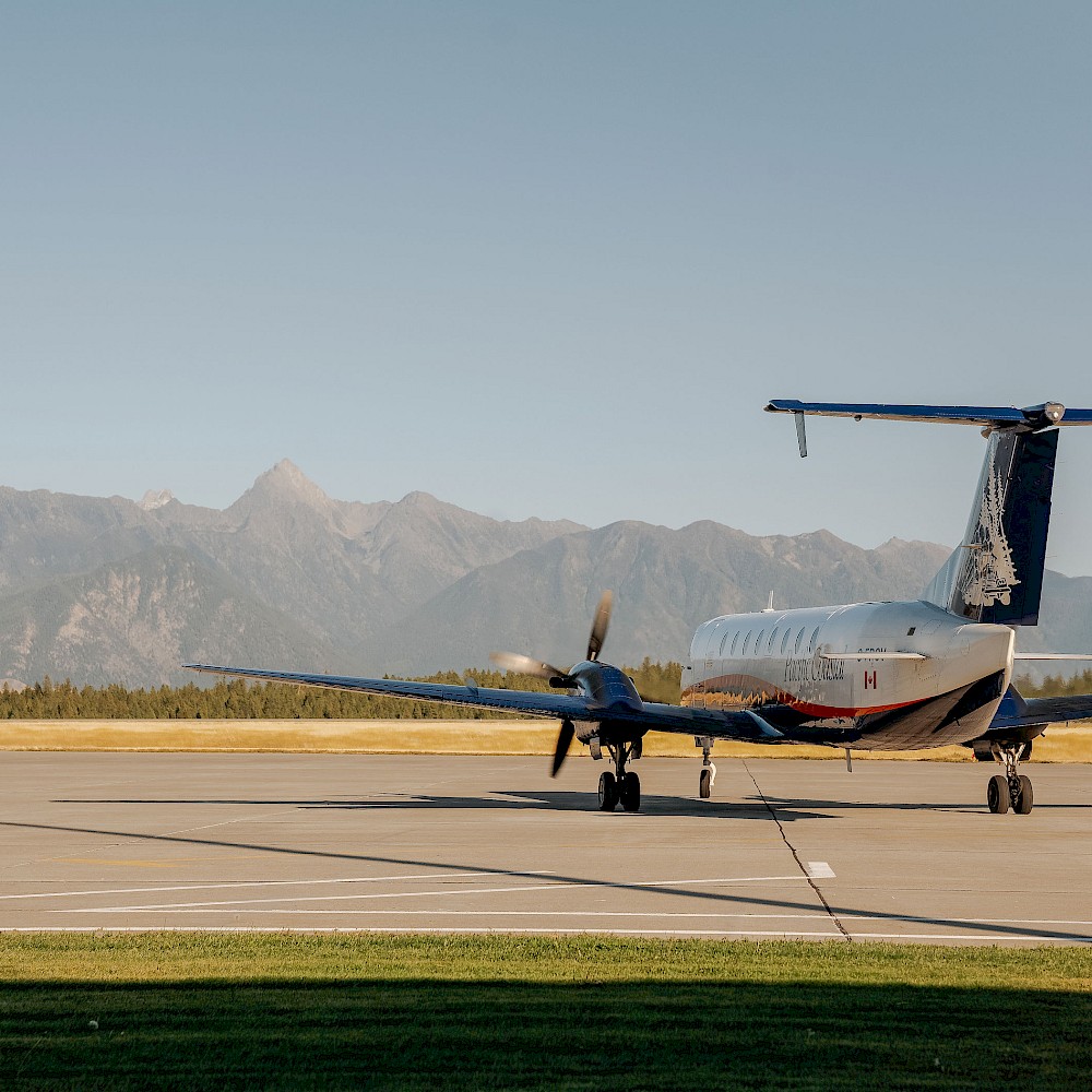 Flying into Canadian Rockies International Airport